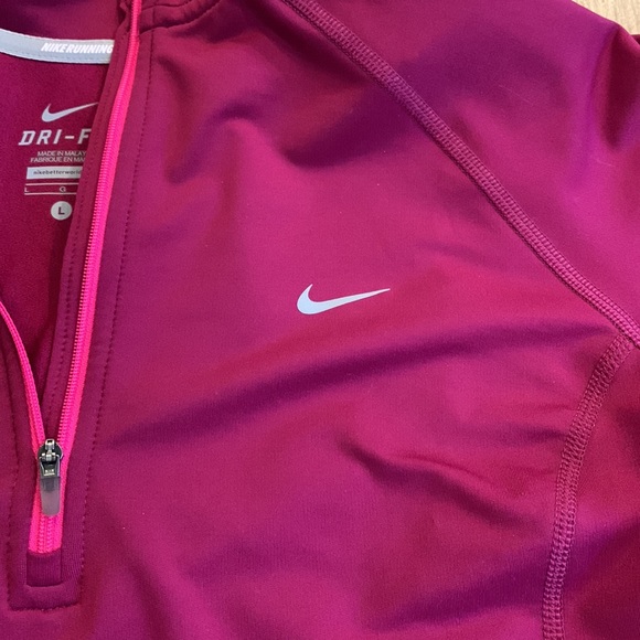 Nike Drifit Quarter Zip - Picture 3 of 7